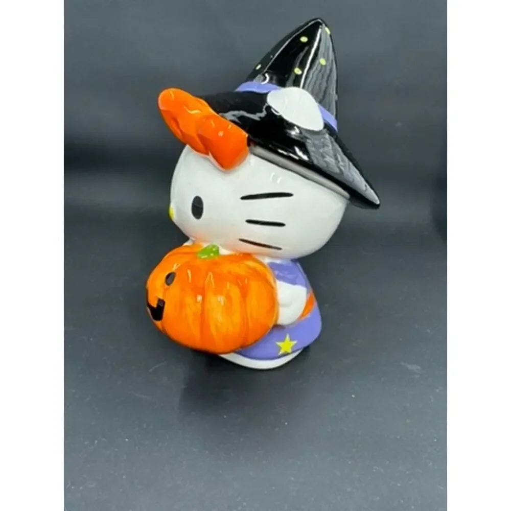 Hello‎ Kitty Halloween 2024 Small Figurine Witchy, Pumpkin,Black Cat